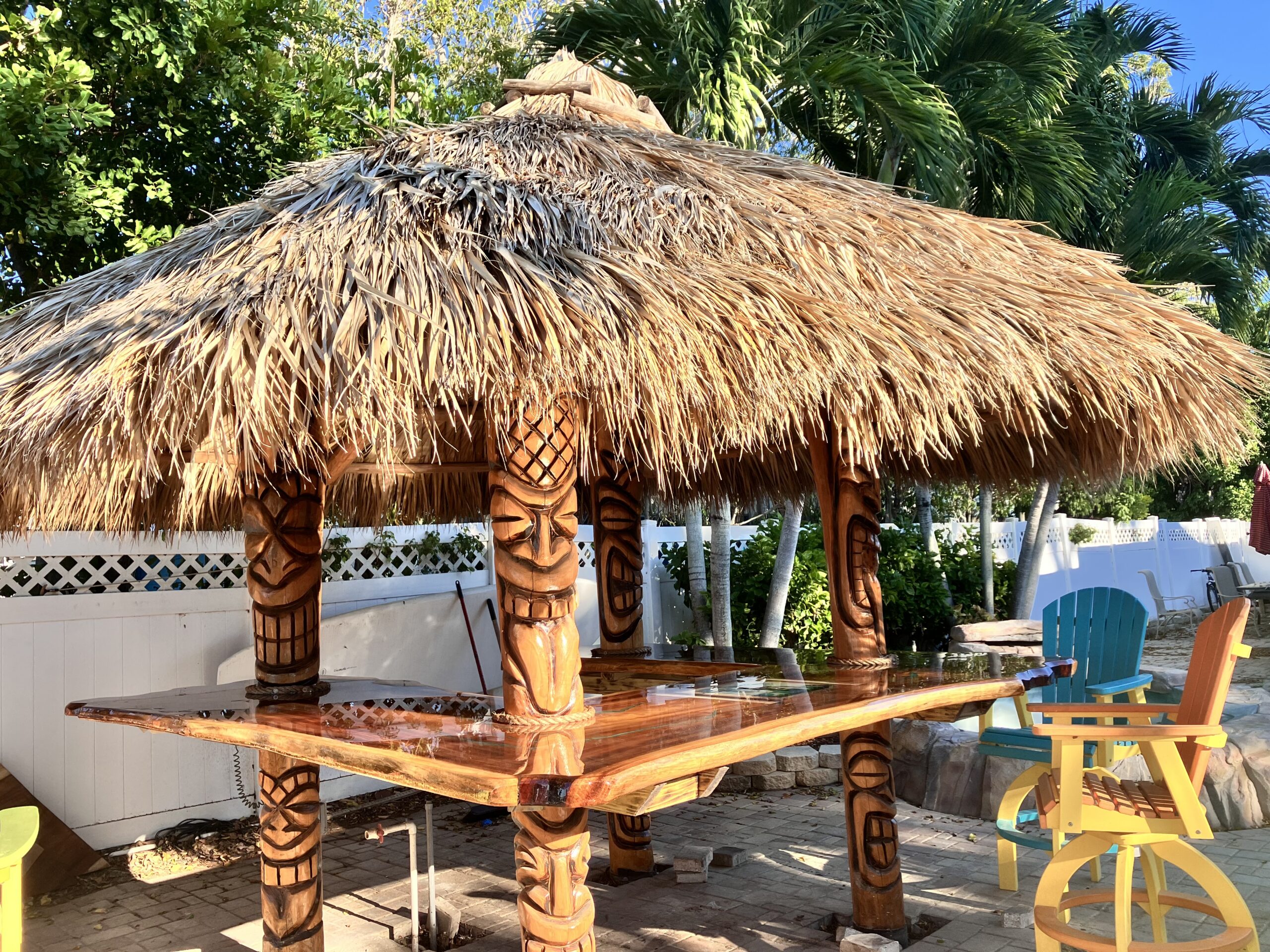 Wide shot high-end Tiki hut with bar top